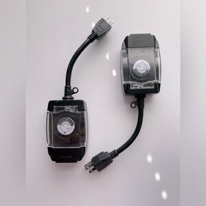 2 Fosmon C-10707US Outdoor 15A 24-Hour Mechanical Light Timer - Used once